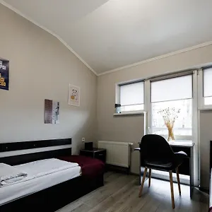 Otel Dolynskiy, Lviv